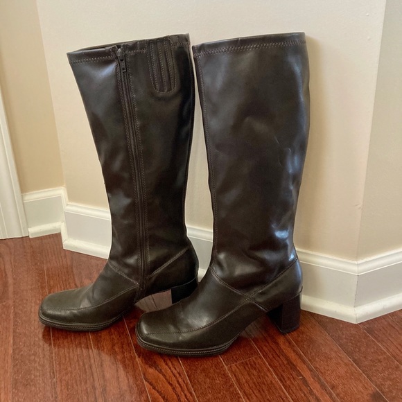 A2 tall dark brown boots - Picture 11 of 12